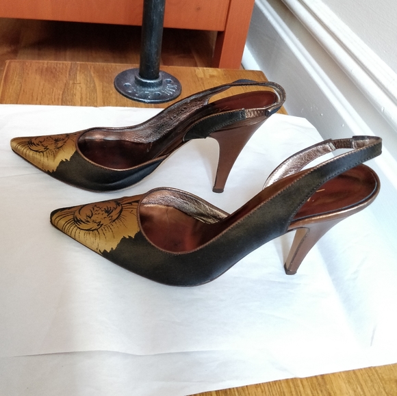Vintage Kenneth Cole New York, 7.5, bronze gold stilletos - Picture 6 of 8